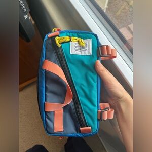 Topo design mini quick pack (cross body Fanny)